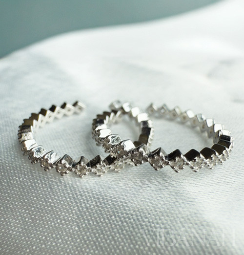 Zigzag Sparkle Silver Toe Ring